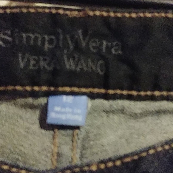 Simply Vera by Vera Wang jeans - Picture 2 of 5